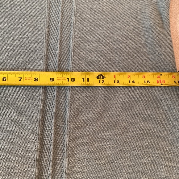 J. Jill - v-neck long sleeve tunic sweater. Size S - Picture 7 of 10